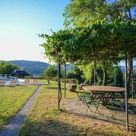 Duplex Holiday In With Swimming Pool *
