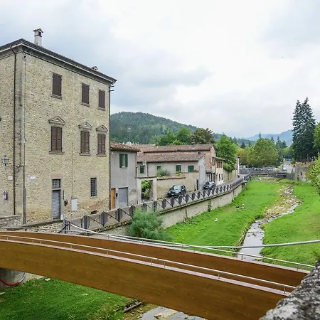 Duplex Holiday In With Swimming Pool Tredozio